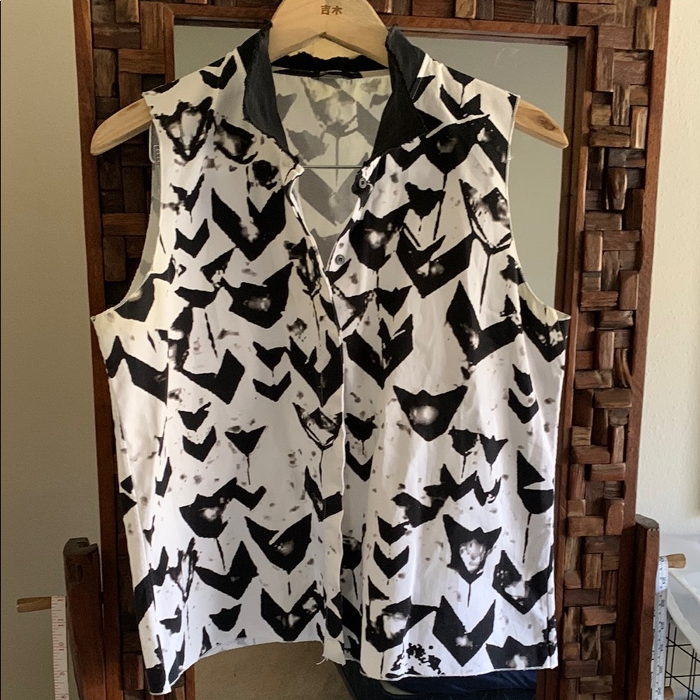 Black and White Jill Sander Sleeveless Blouse